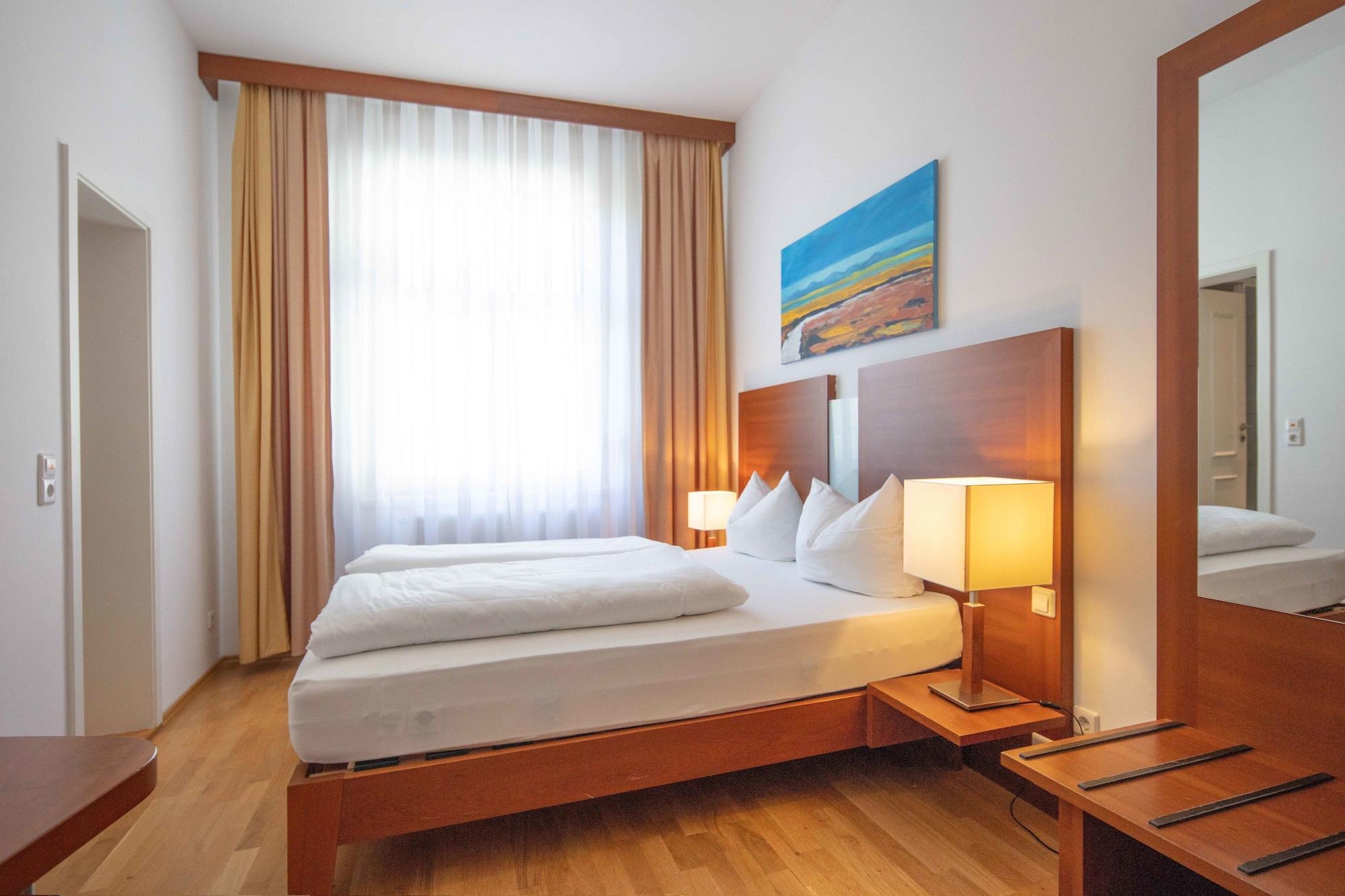 Hotel Graf Zeppelin Konstanz Ngoại thất bức ảnh