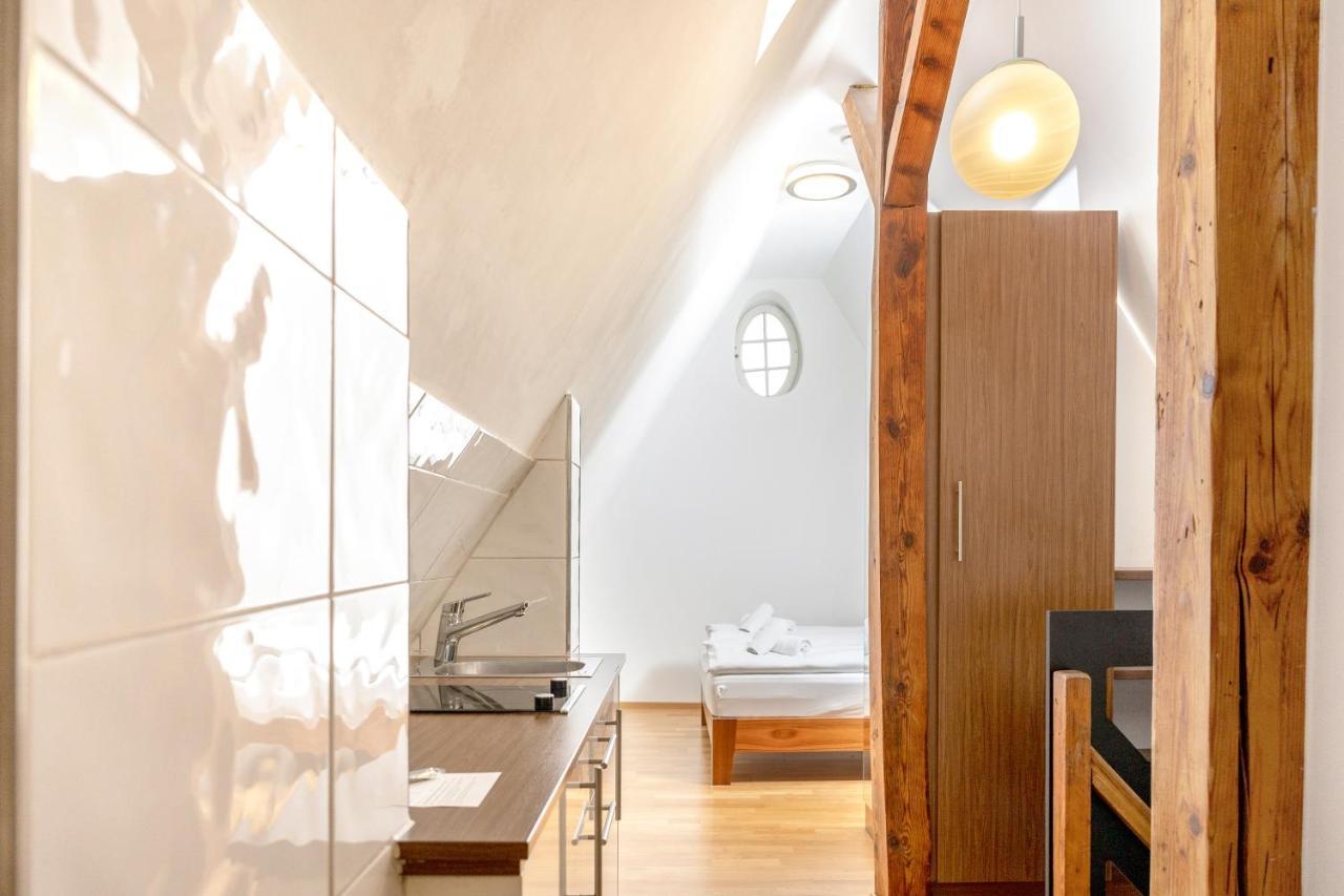 Hotel Graf Zeppelin Konstanz Ngoại thất bức ảnh