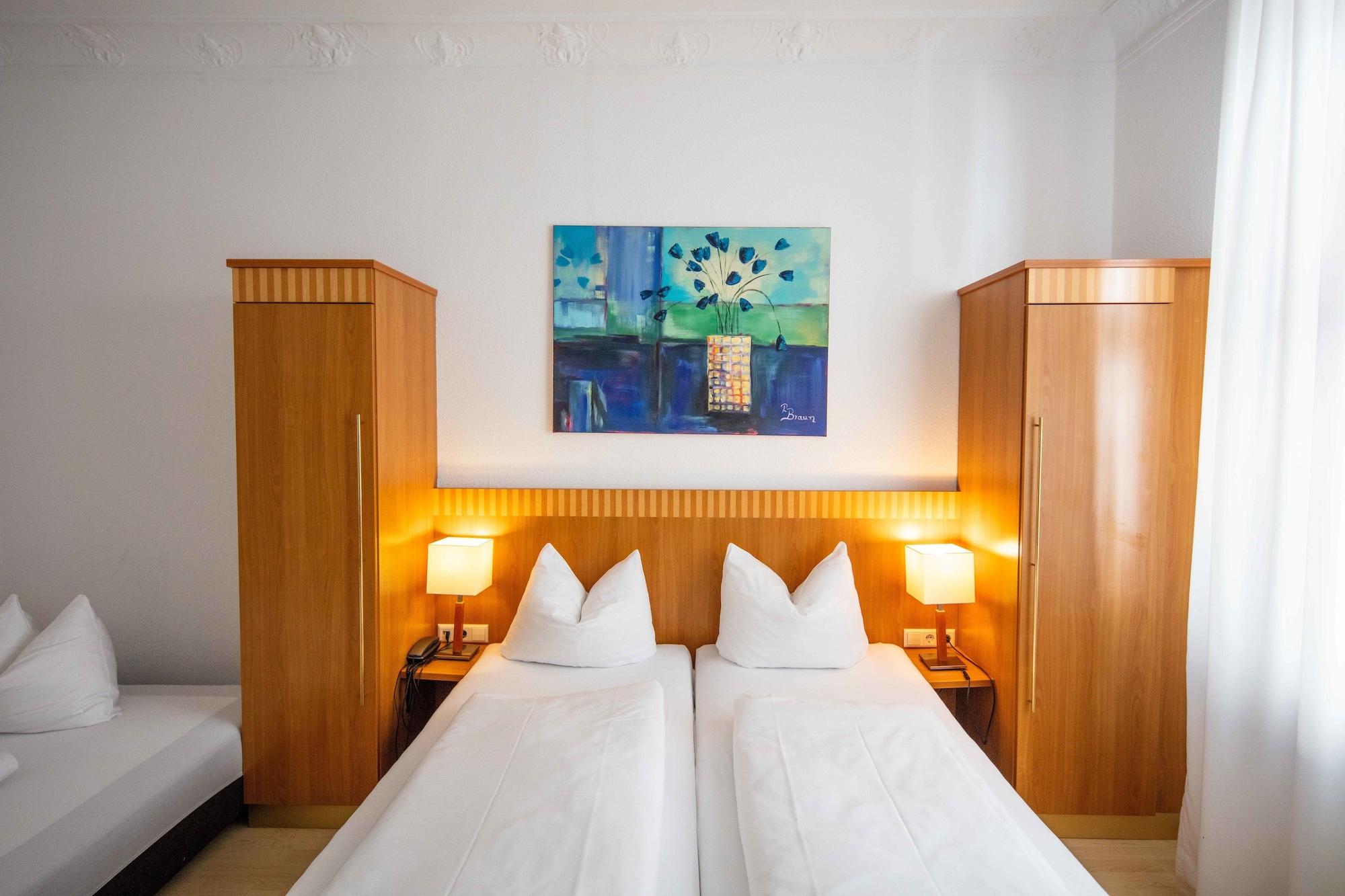 Hotel Graf Zeppelin Konstanz Ngoại thất bức ảnh