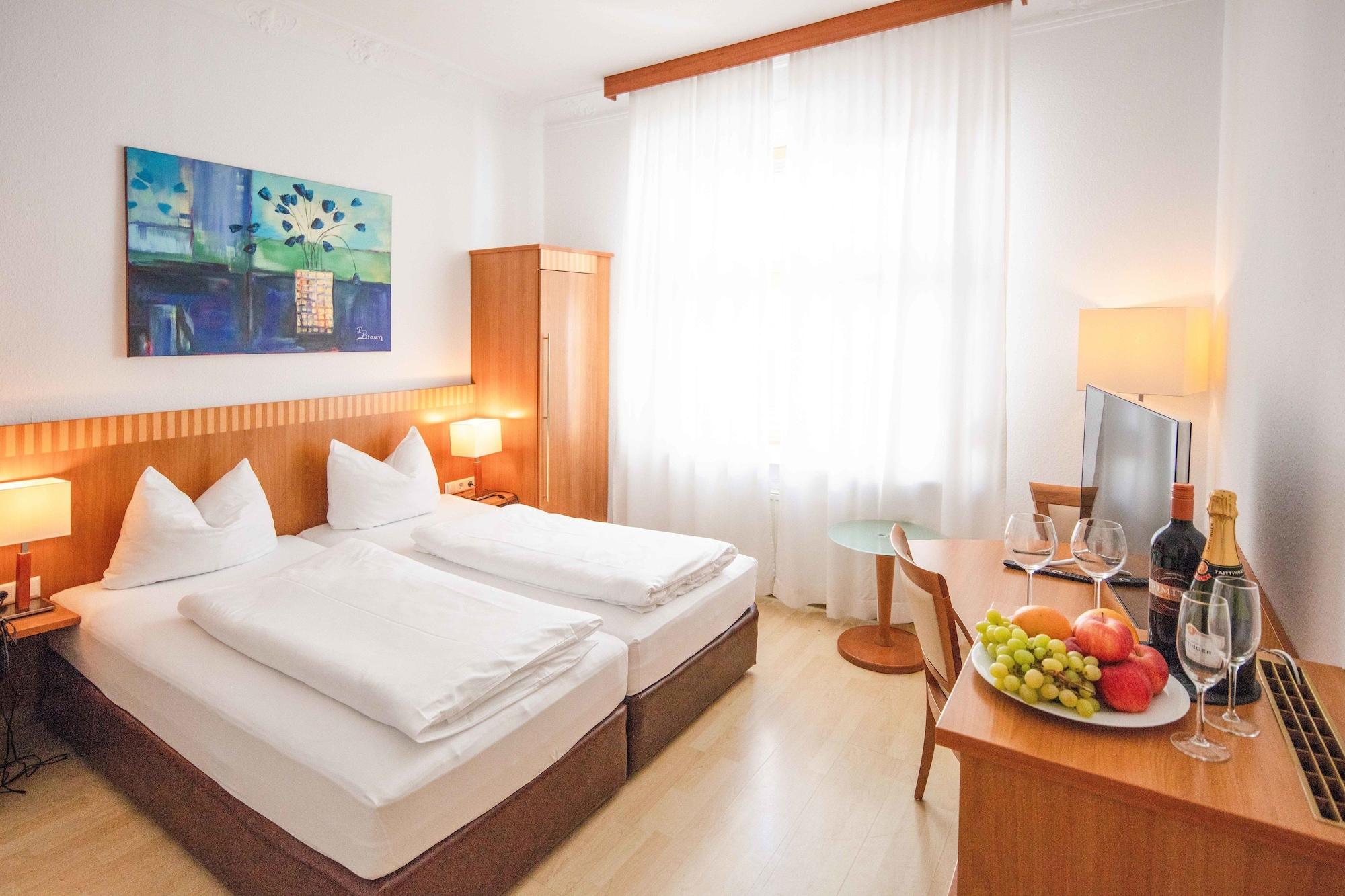 Hotel Graf Zeppelin Konstanz Ngoại thất bức ảnh