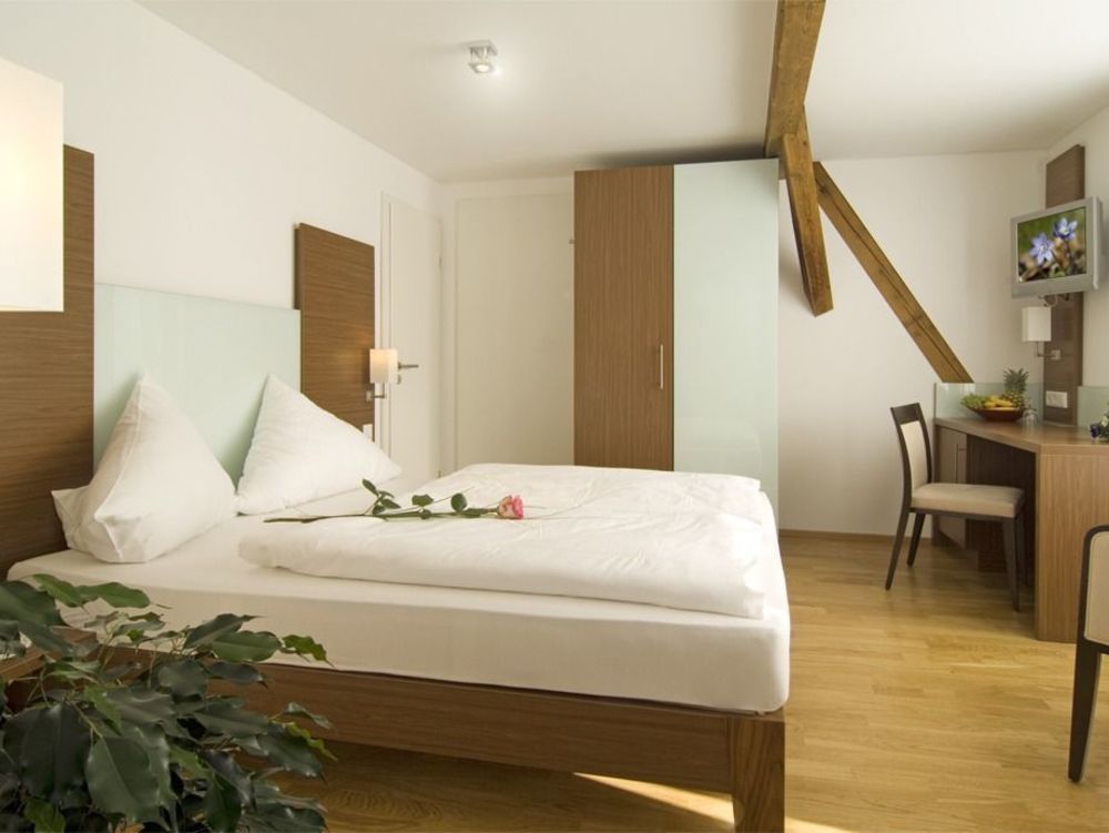 Hotel Graf Zeppelin Konstanz Ngoại thất bức ảnh
